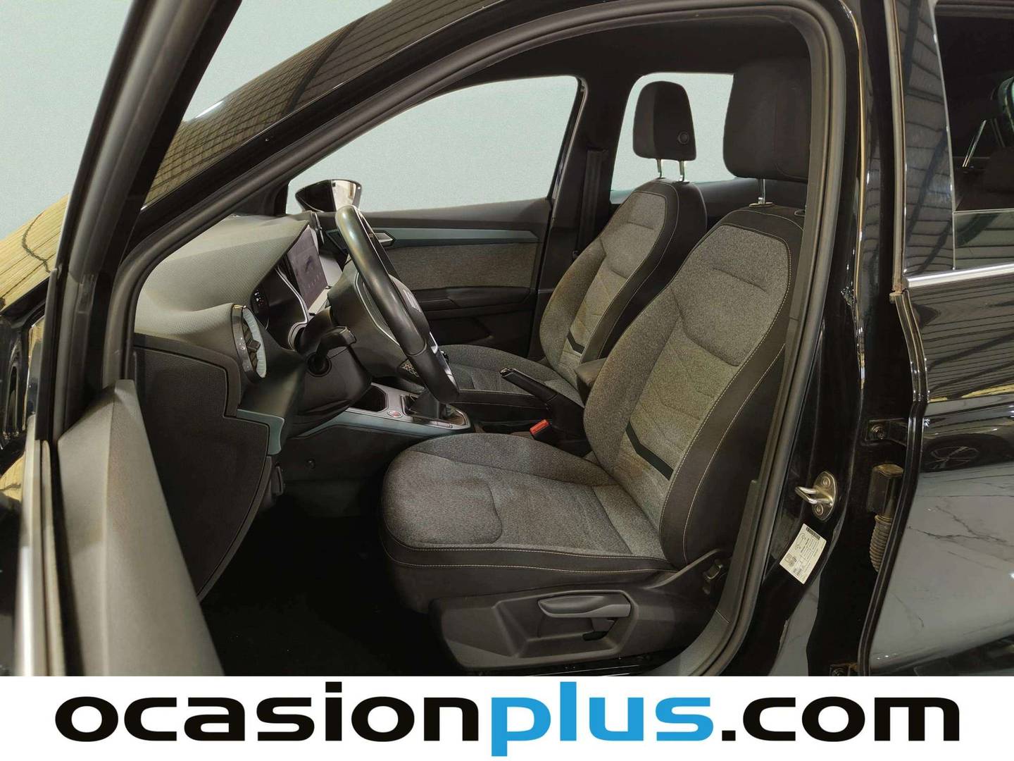 Foto asientos delanteros Seat Arona Seat Arona 1.0 TSI Xperience Plus (110 CV)