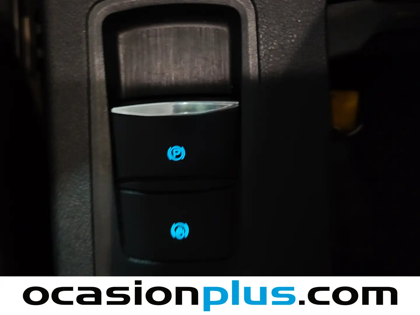 Foto Ford Kuga Ford Kuga 1.5 EcoBlue Titanium Auto (120 CV)