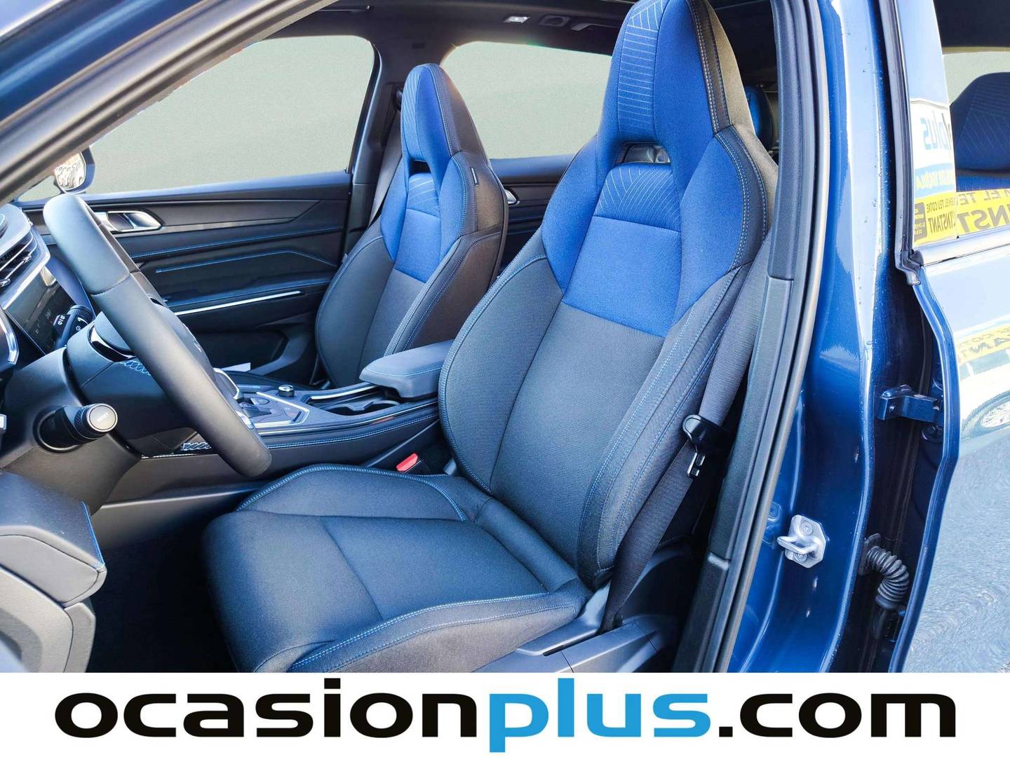 Foto asientos delanteros Lynk & Co 01 Lynk & Co 01 1.5 PHEV 6.6kW 192 kW (261 CV)