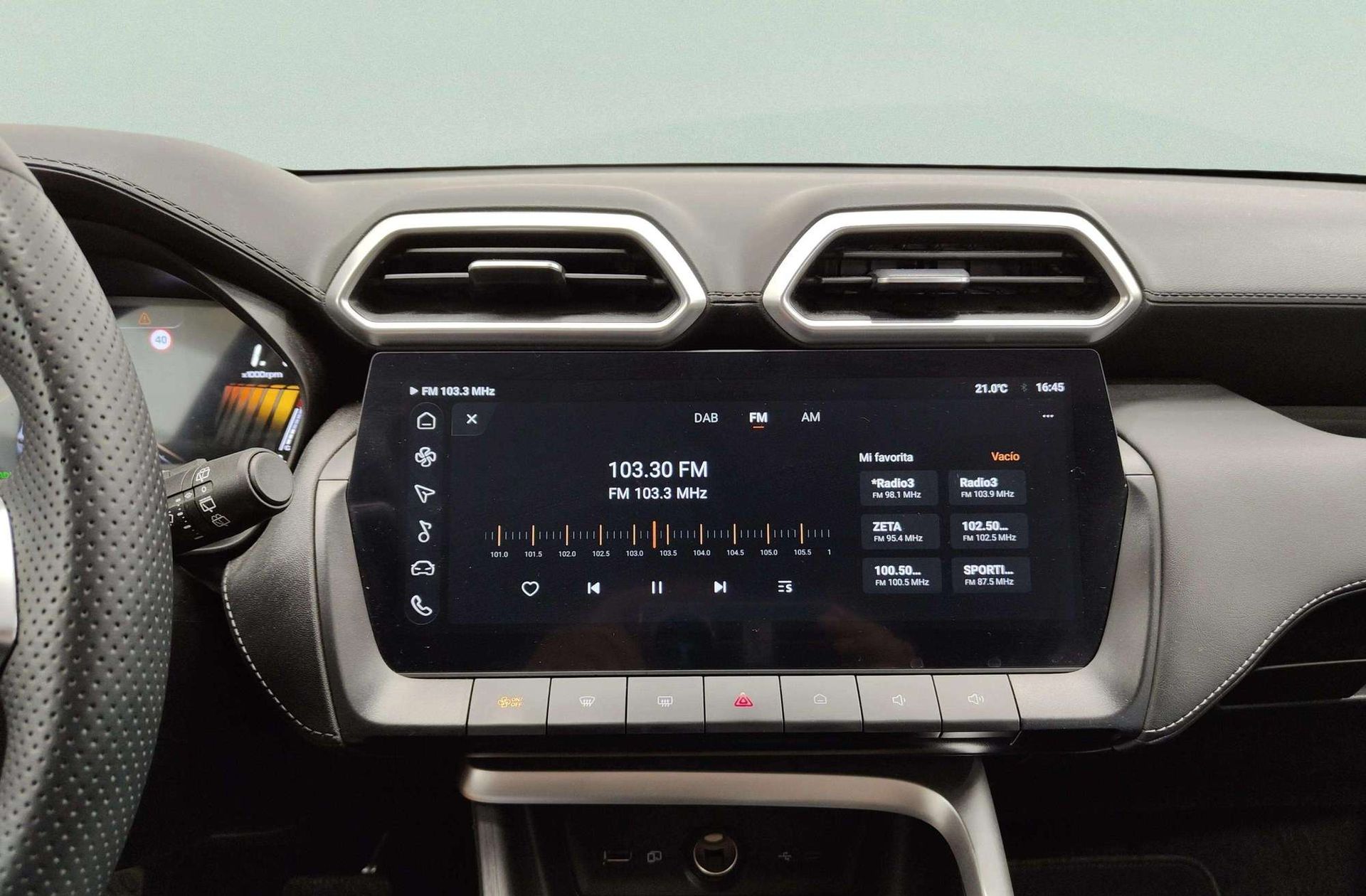 MG ZS 1.5 Hybrid+ Luxury - foto 30