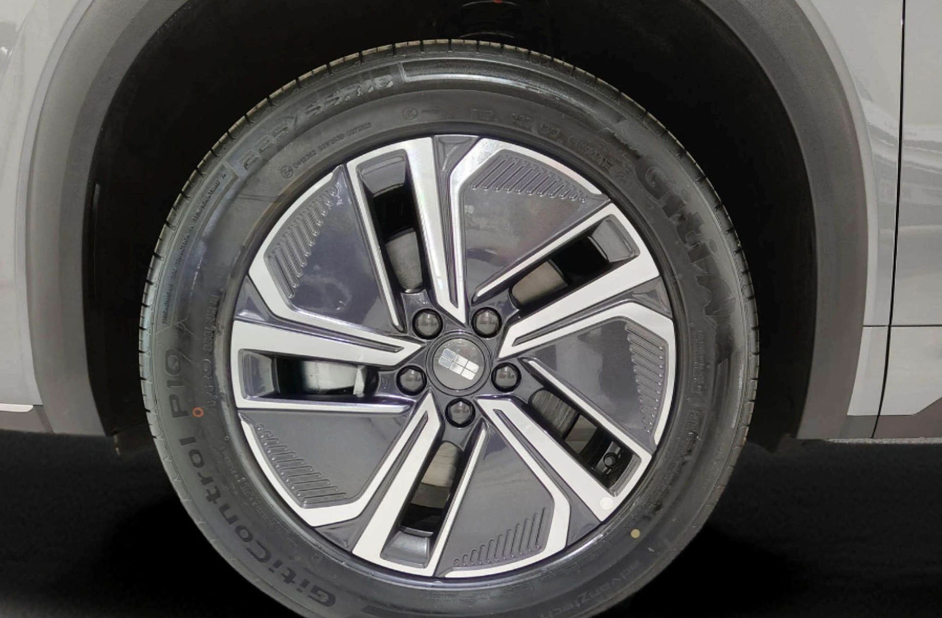 Geely Starray EM-i 1.5 PHEV Pro - foto 35