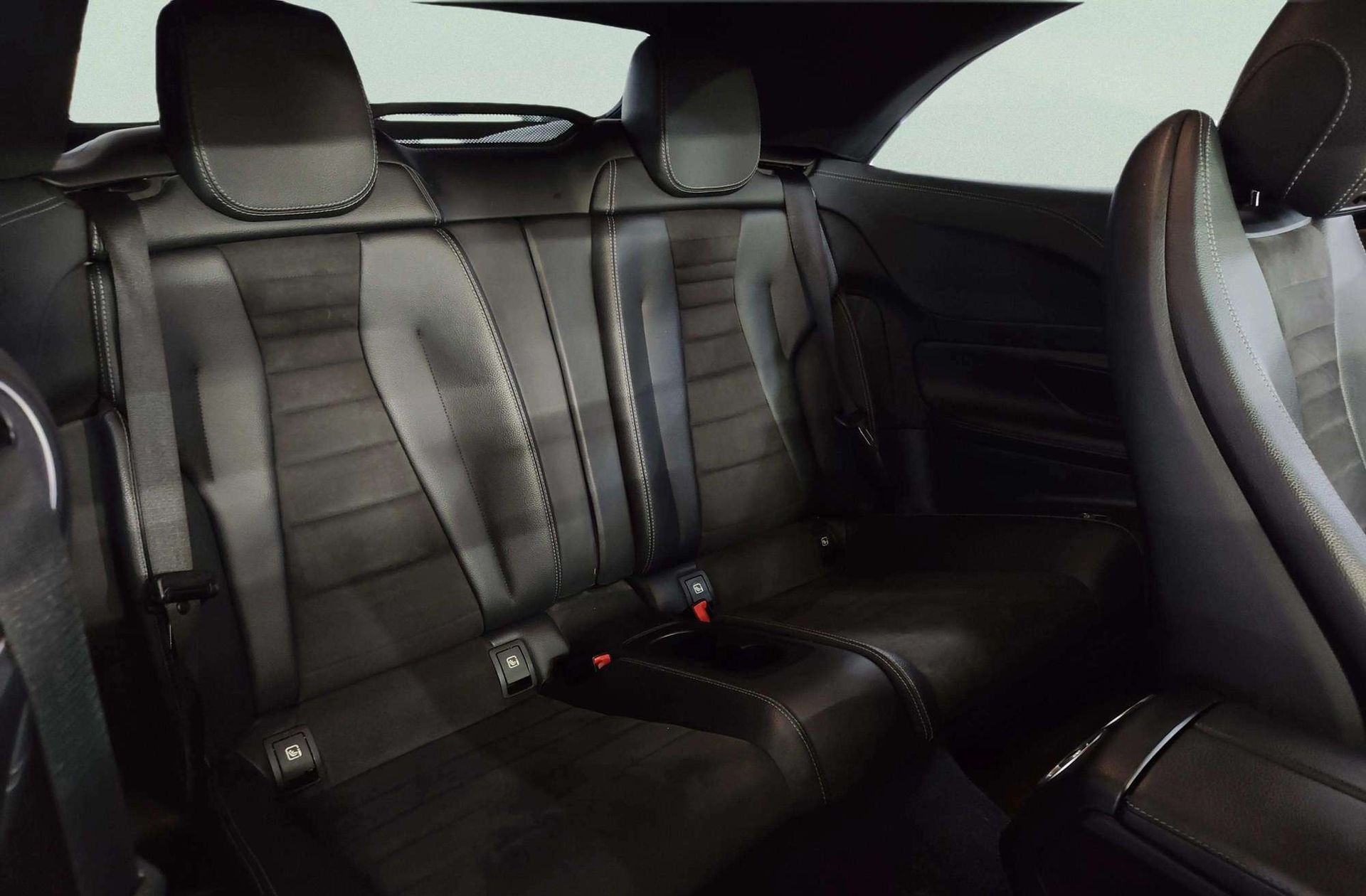 Mercedes-Benz Clase E 220 d Cabrio Pack AMG - foto 25