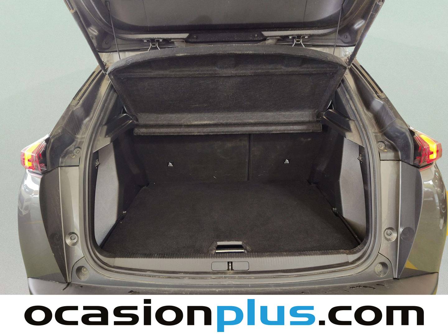 Foto Peugeot 2008 Peugeot 2008 PureTech 130 S&S Allure Pack (130 CV)