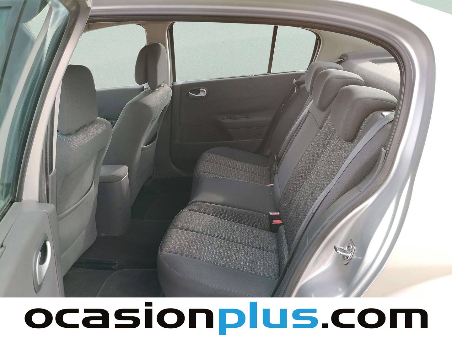 Foto asientos traseros Renault Mégane Renault Megane Sedan Dynamique 1.6 16v (110 CV)