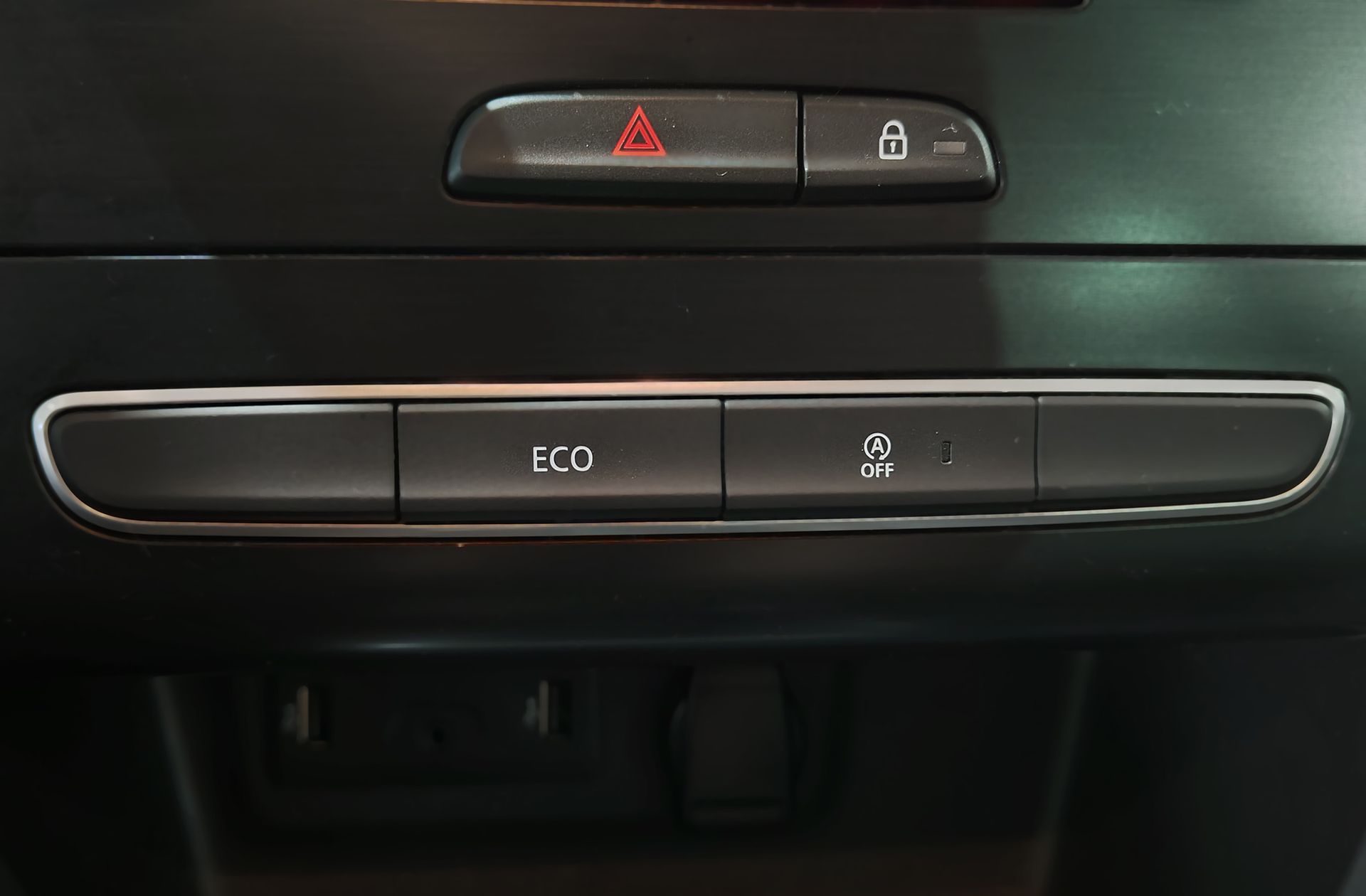 Renault Mégane Limited TCe - foto 10