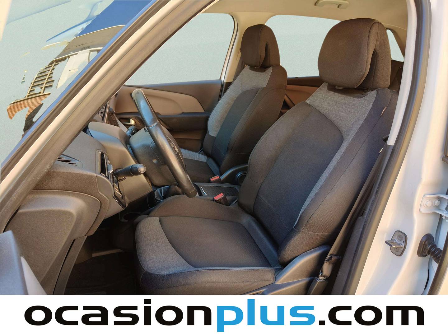 Foto asientos delanteros Citroën C4 Spacetourer Citroën C4 Spacetourer BlueHDi 130 S&S Live  (130 CV)