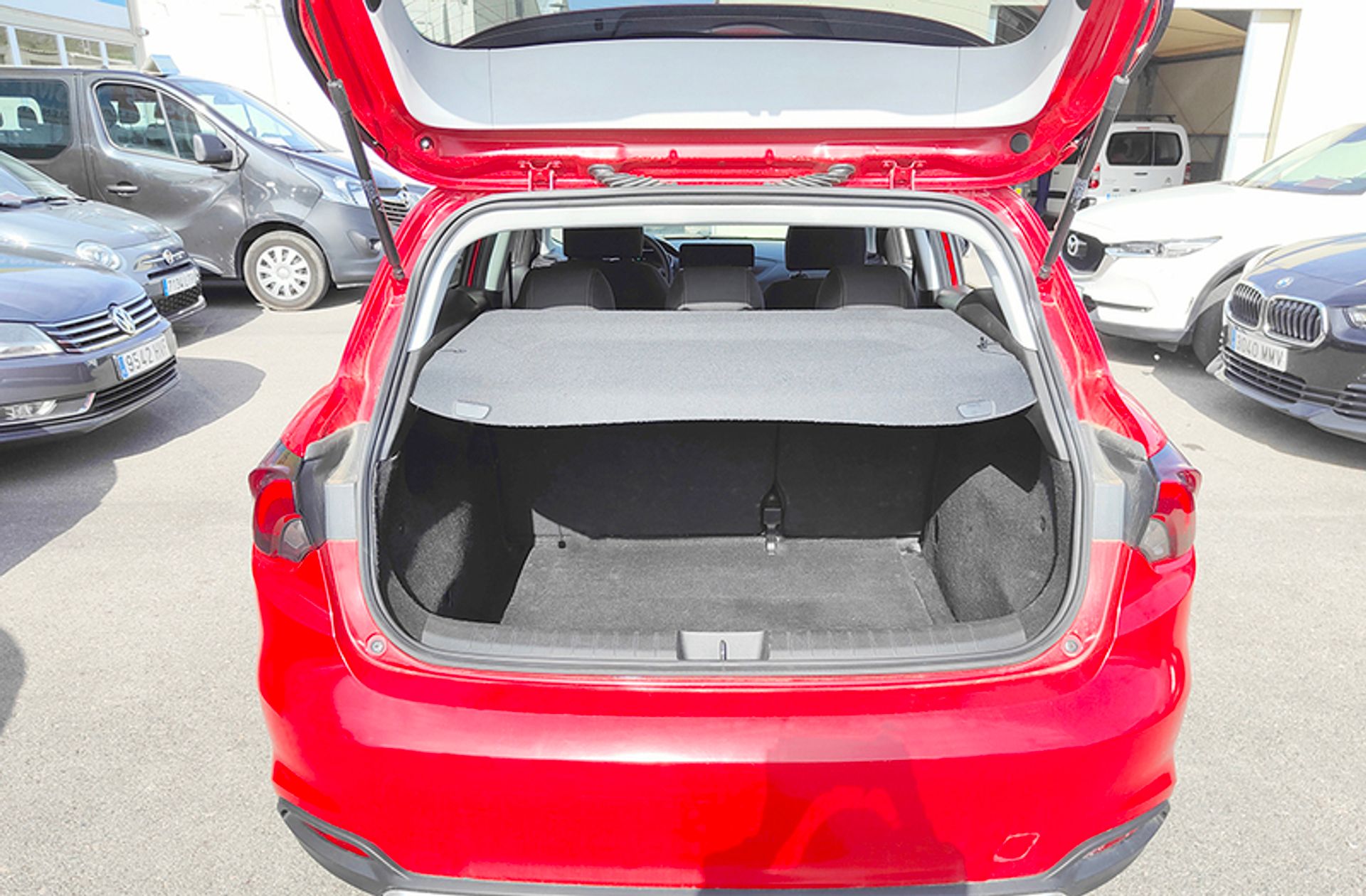 Fiat Tipo 1.5 Hybrid Red DCT - foto 15