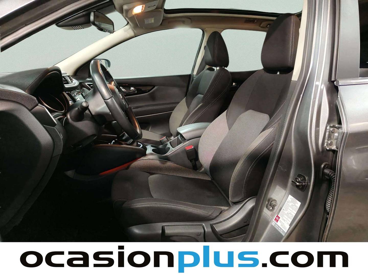 Foto Nissan QASHQAI Nissan Qashqai N-Connecta 4x2 DCT (160 CV)