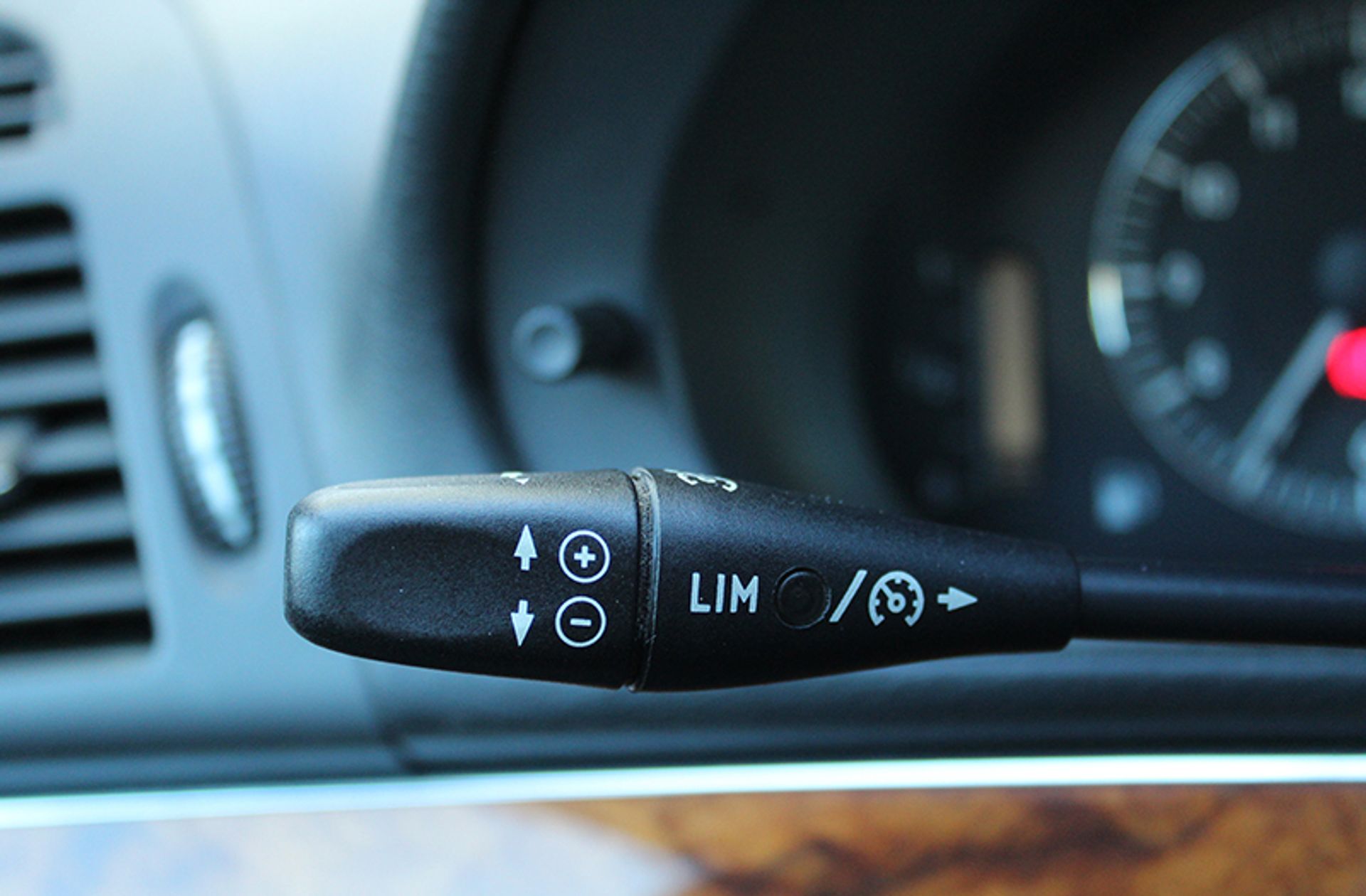 Mercedes-Benz Clase E 240 Elegance - foto 16