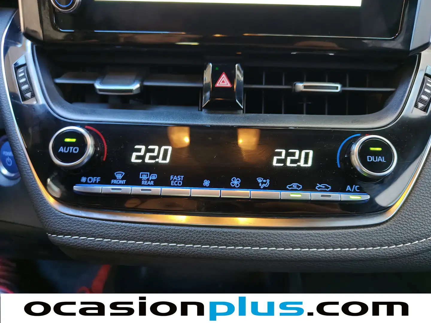 Foto Toyota Corolla Toyota Corolla 140H Style (140 CV)