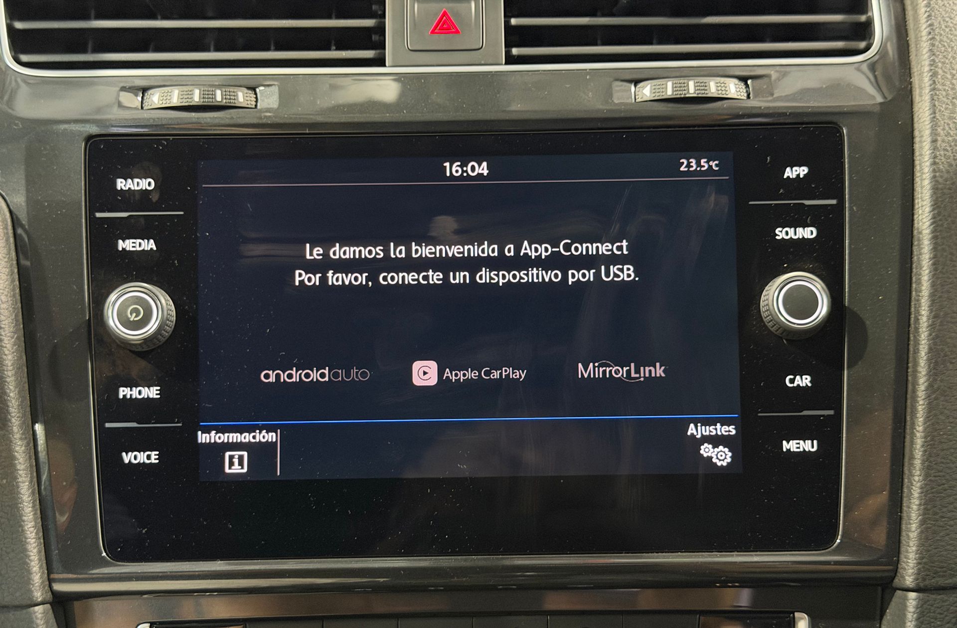 Volkswagen Golf Ready2Go 1.0 TSI - foto 7
