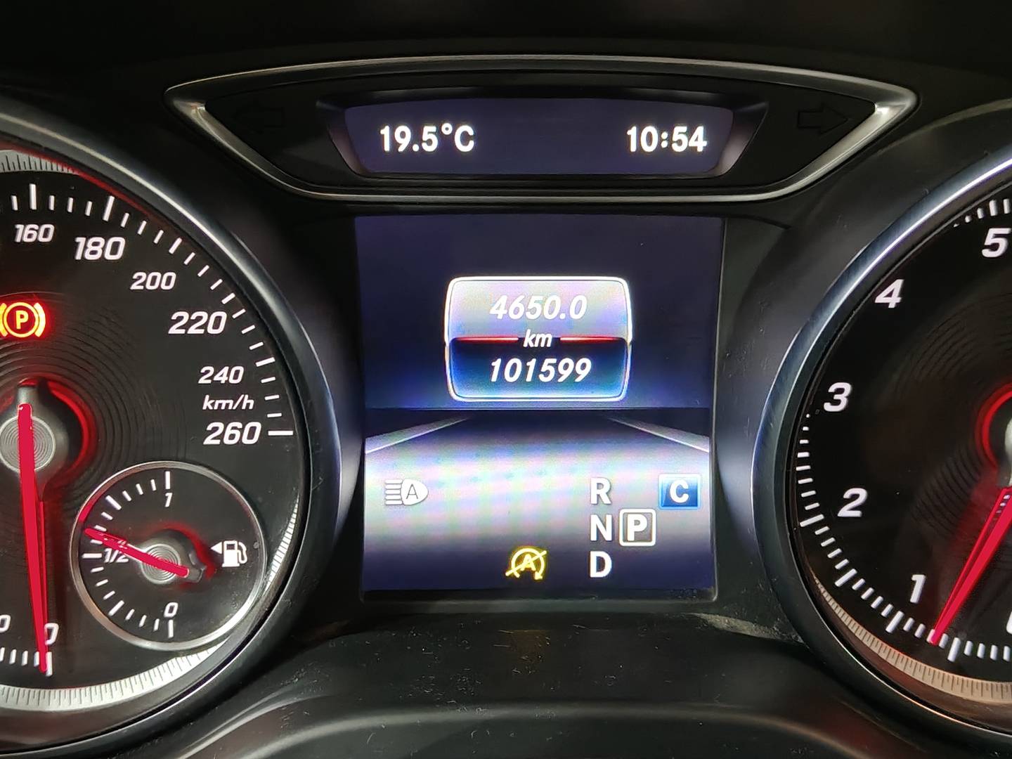 Foto Mercedes GLA Mercedes-Benz GLA 180 (122 CV)