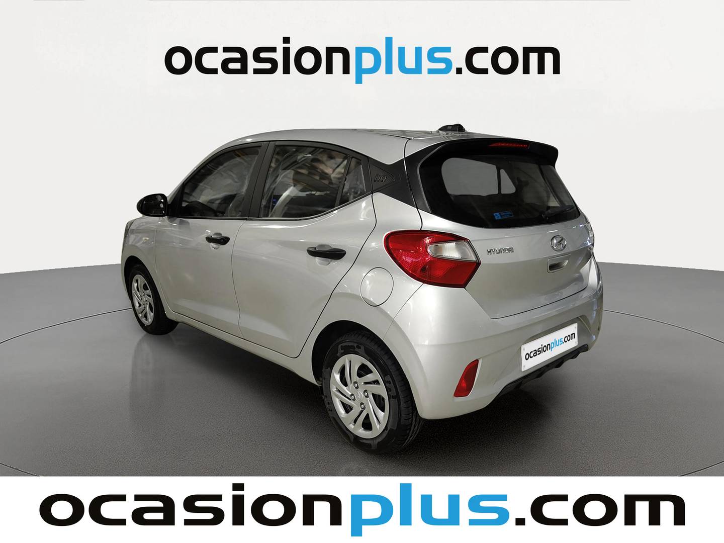 Foto trasera Hyundai i10 Hyundai i10 1.0 Essence (67 CV) izquierda