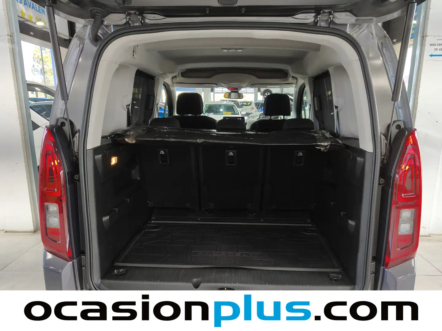 Foto Toyota Proace City Verso Toyota Proace City Verso 1.2 Family Active L1 (110 CV)