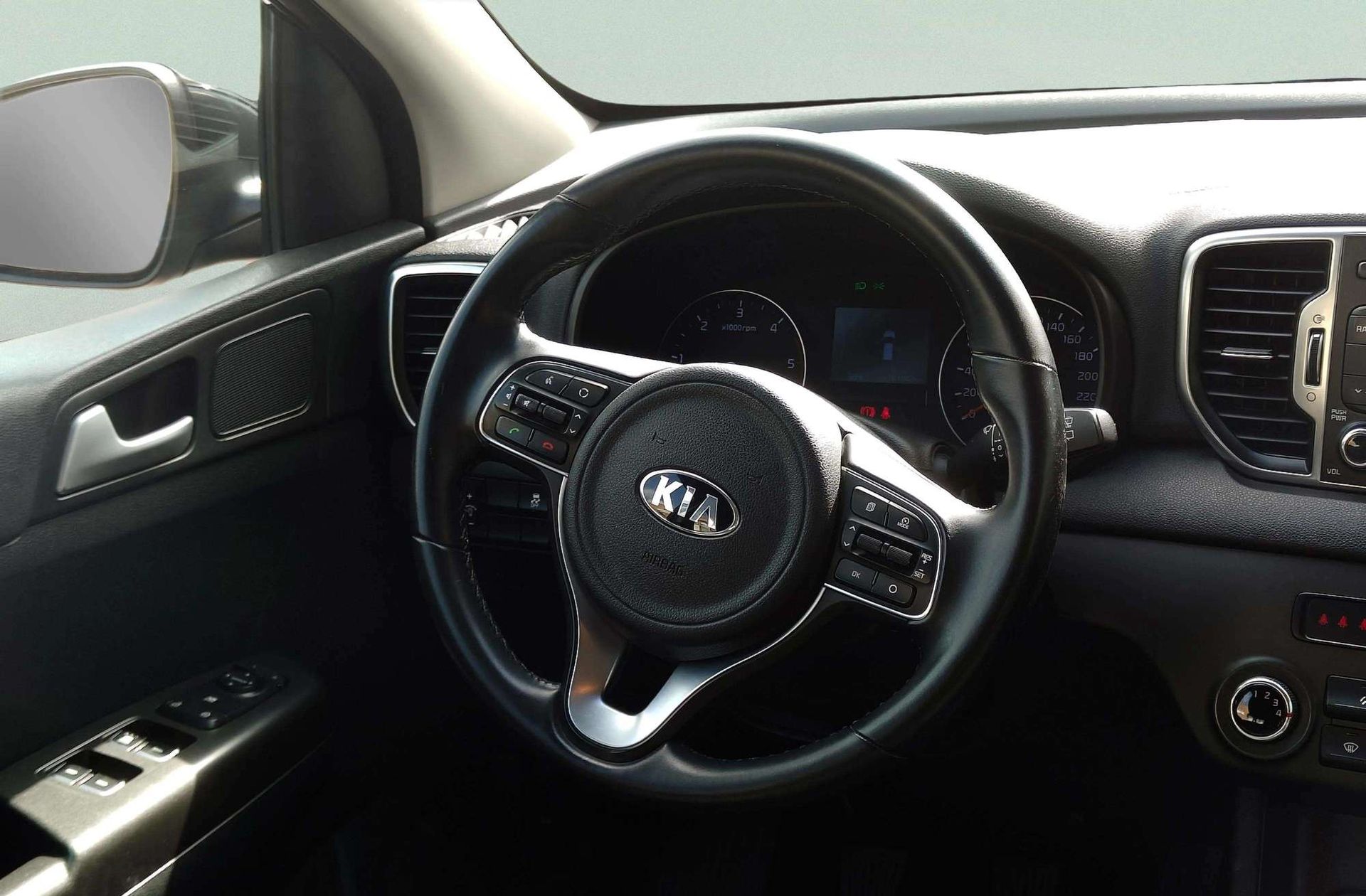 Kia Sportage 1.7 CRDi VGT Eco-Dynamics Concept 4x2 - foto 19