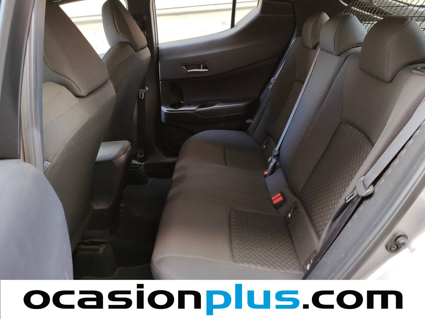 Foto asientos traseros Toyota C-HR Toyota C-HR 1.8 125H Active (122 CV)