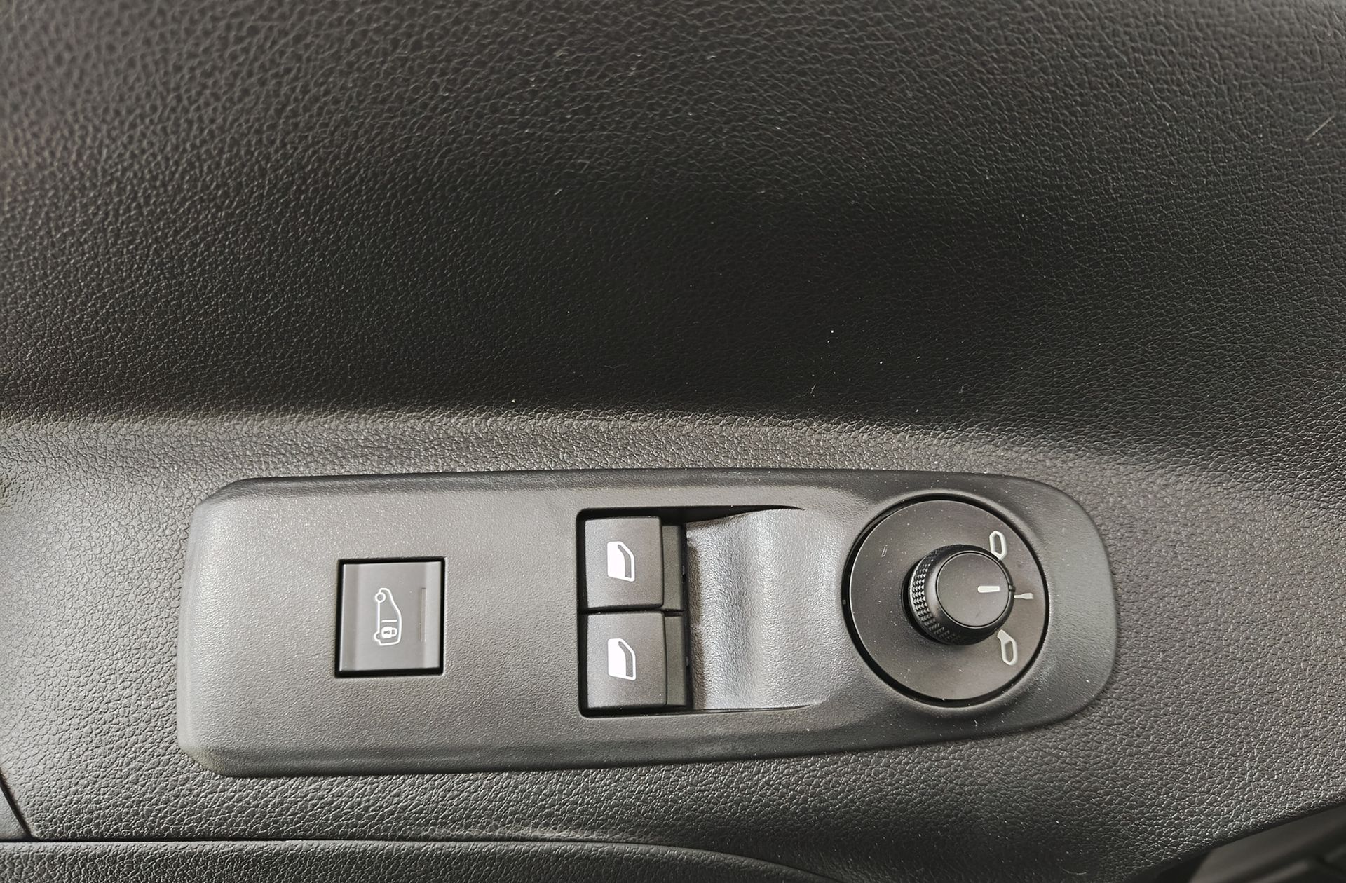 Fiat Doblò Furgon Furgón BlueHDi 100 M - foto 28