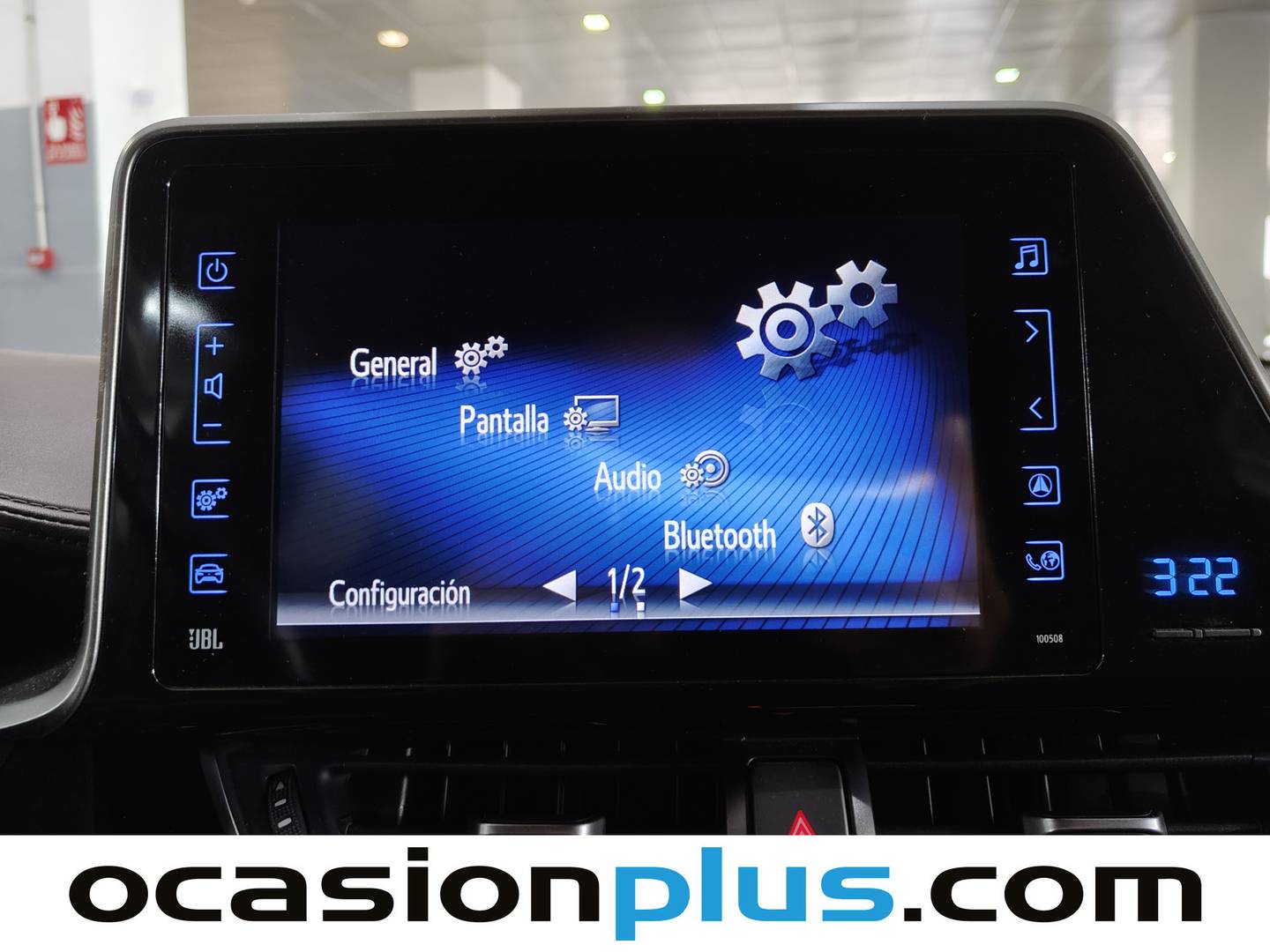 Foto Toyota C-HR Toyota C-HR 1.8 125H Dynamic Plus (122 CV)