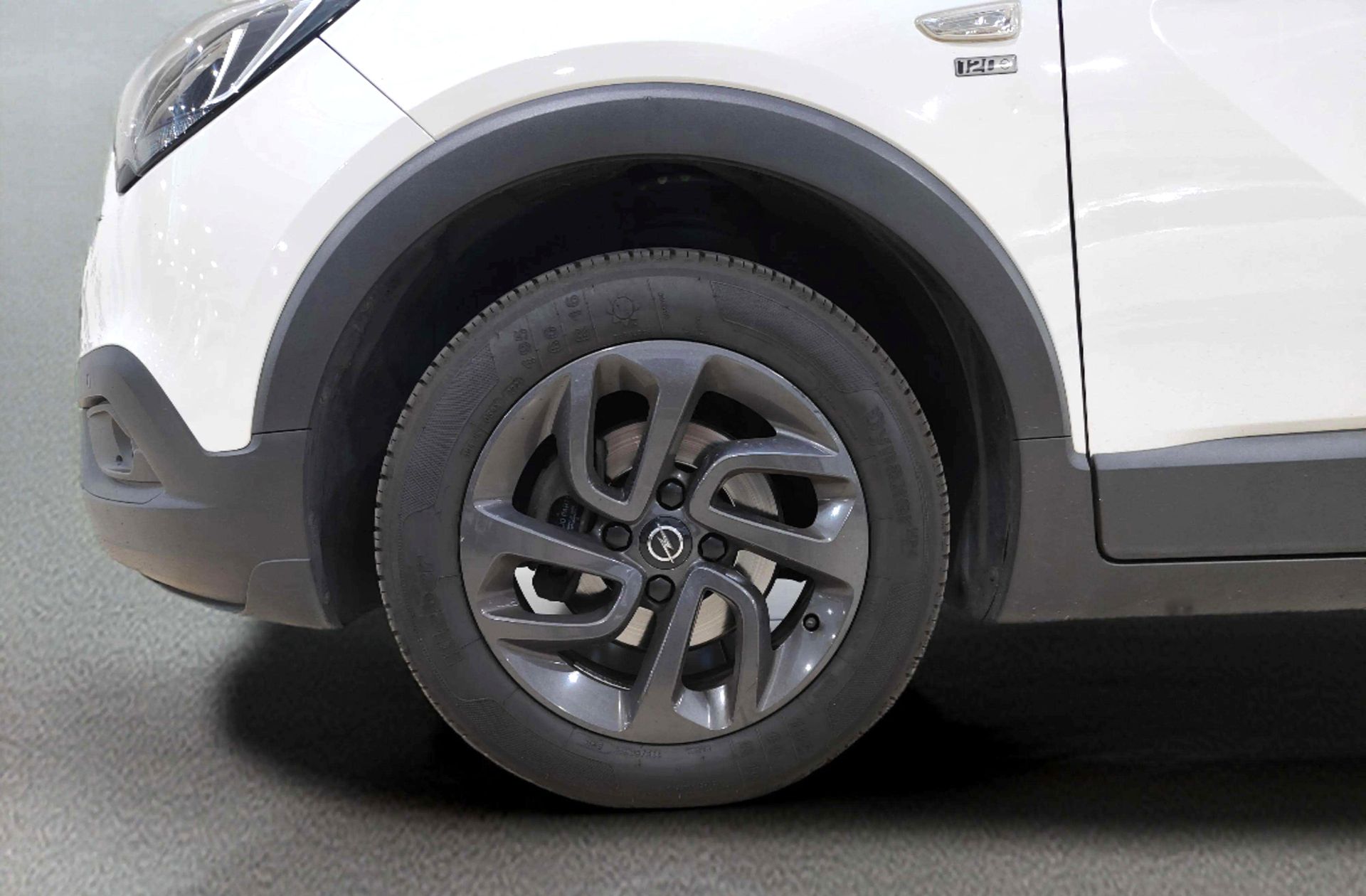 Opel Crossland 1.2 Design Line 120 Aniversario - foto 35