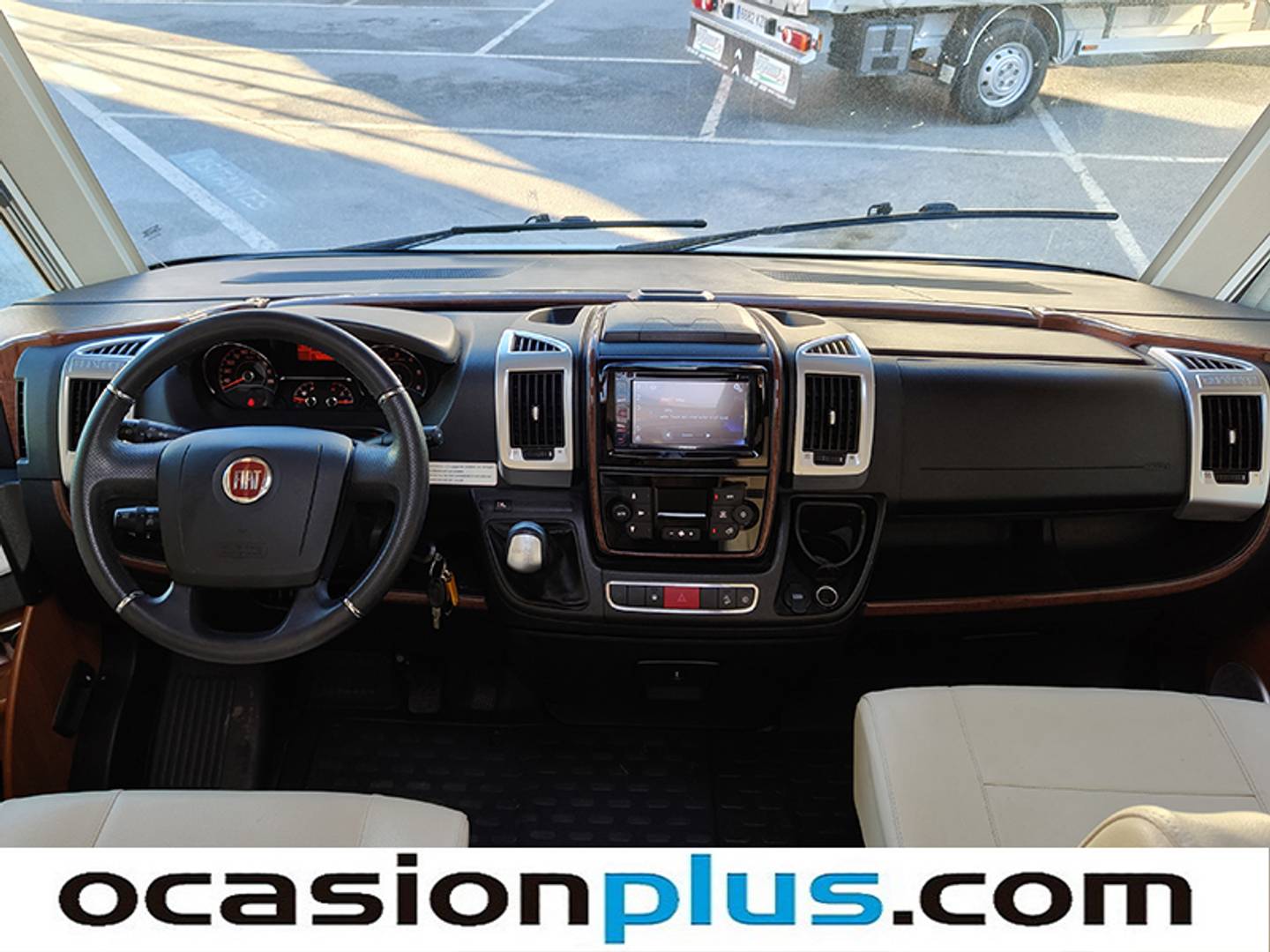 Foto Carthago Chic E line Carthago Chic E line I51Q Liner (177 CV) 4 Plazas