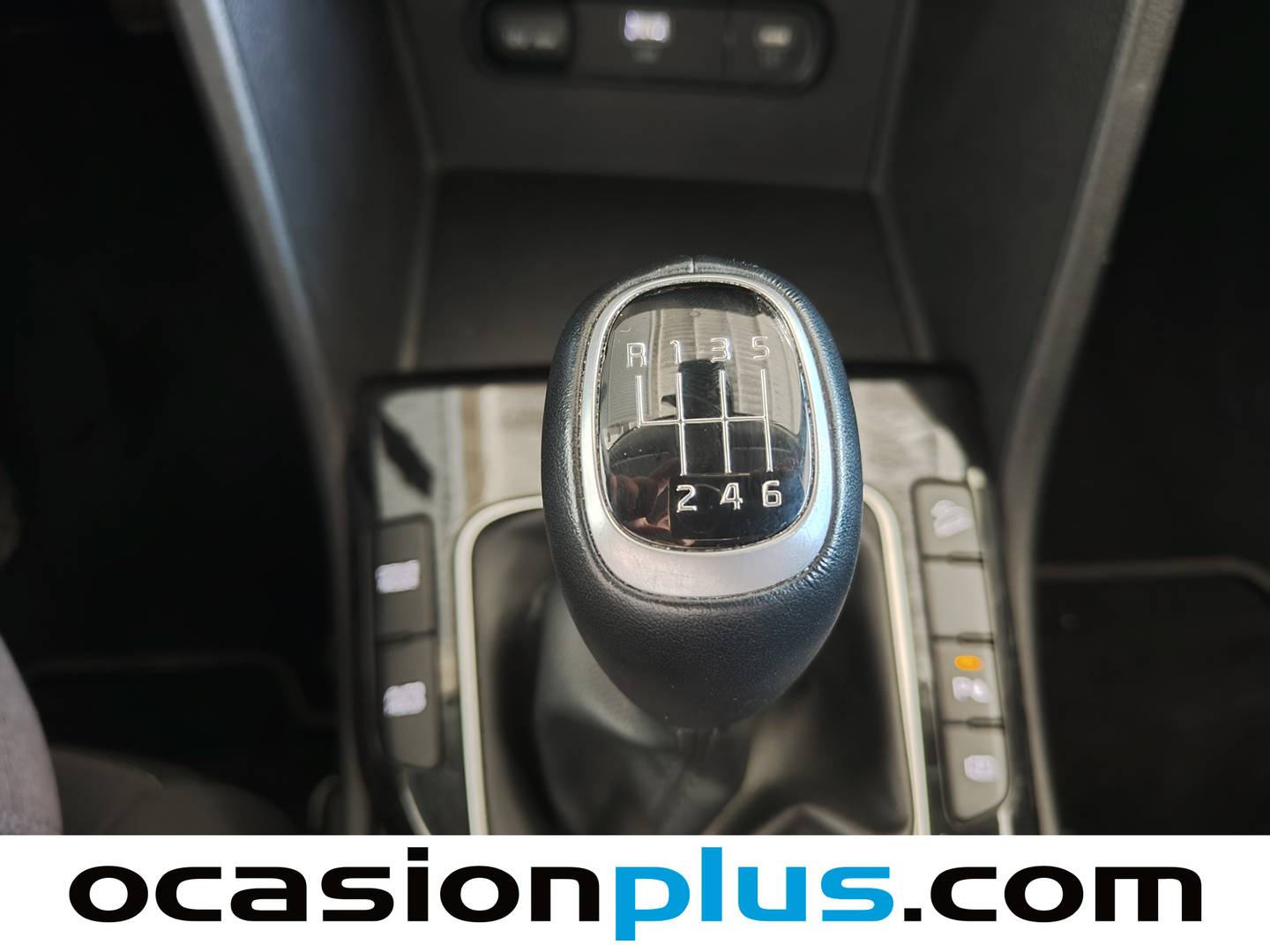 Foto KIA Sportage Kia Sportage 1.6 CRDi MHEV Business 4x2 (136 CV)