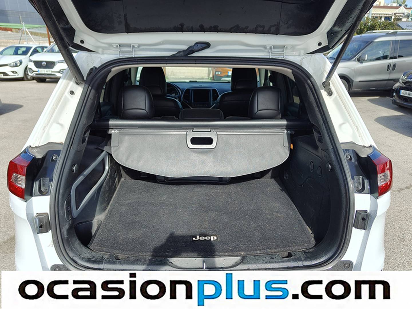 Foto Jeep Cherokee Jeep Cherokee 2.2 CRD 75º Aniversario Auto 4x4 (200 CV)