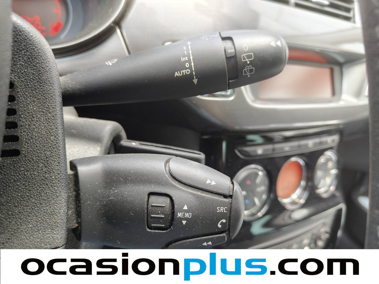 Equipamiento del Citroën C3 Citroën C3 1.4 VTI Exclusive (95 CV)