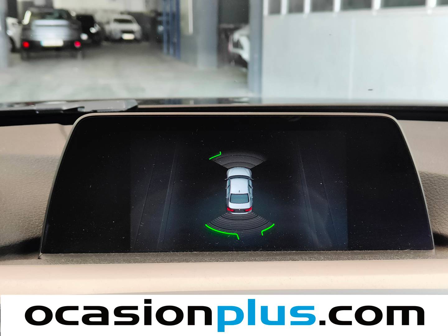 Equipamiento del BMW Serie 3 BMW Serie 3 318d Business (150 CV)