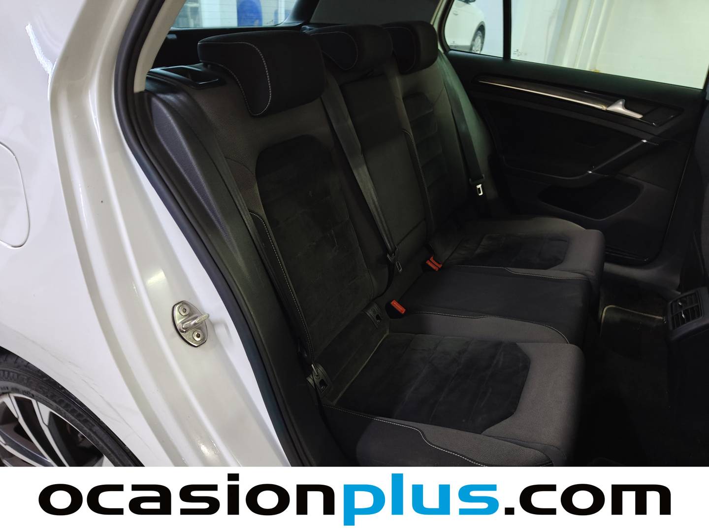 Foto Volkswagen Golf Volkswagen Golf Sport 1.6 TDI BMT (110 CV) DSG Pack R-Line