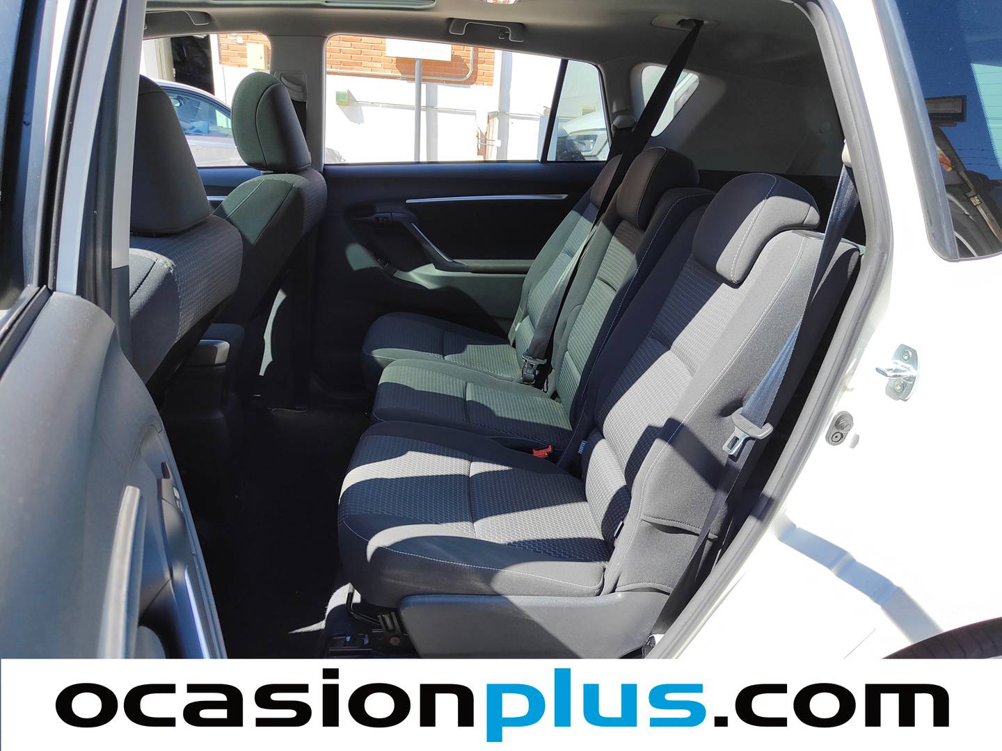 Foto asientos traseros Toyota Verso Toyota Verso 115D Advance (112 CV)