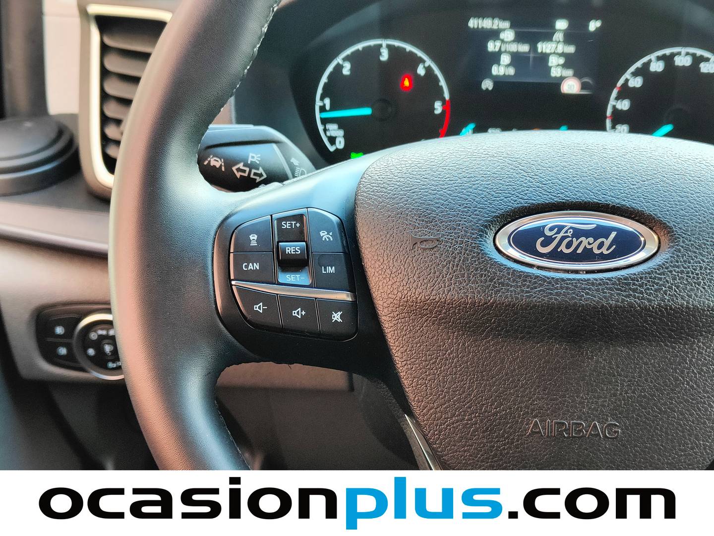 Foto Ford Tourneo Custom FORD Tourneo Custom 2.0 EcoBlue L2 Active Auto (170 CV) 8 Plazas