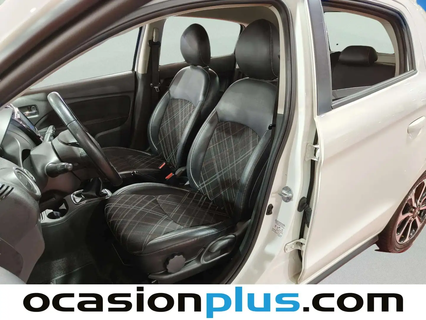 Foto Mitsubishi Space Star Mitsubishi Space Star 120 MPI Kaiteki (71 CV)