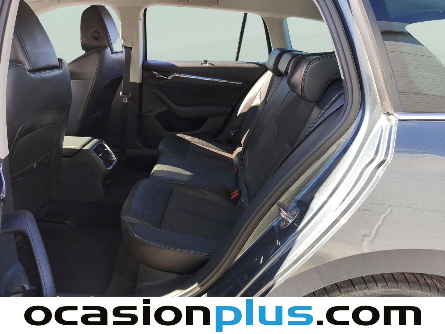 Foto asientos traseros Skoda Octavia Skoda Octavia Combi 1.5 TSI Style (150 CV)
