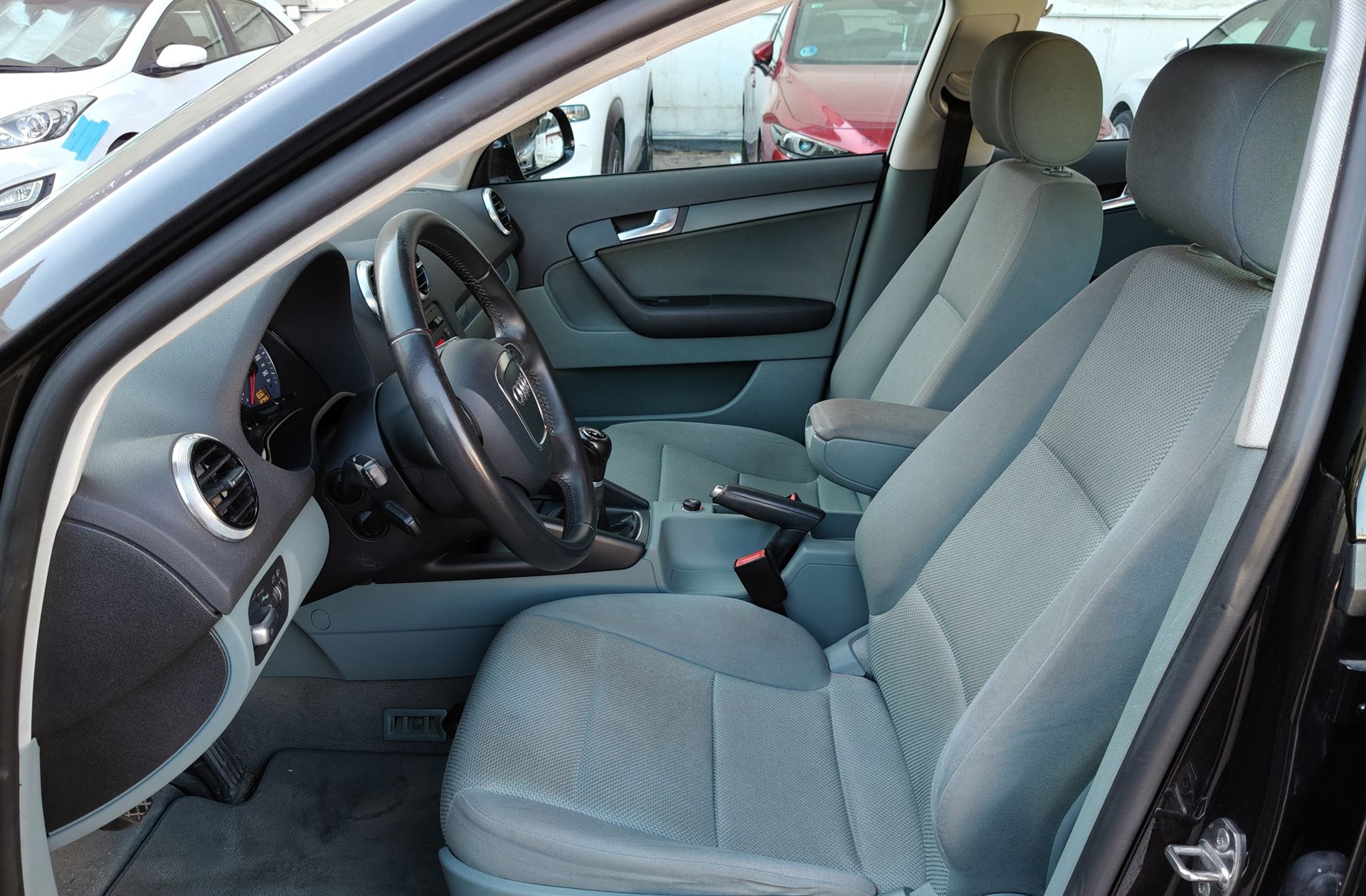 Audi A3 Sportback Attraction 1.6 TDI - foto 8