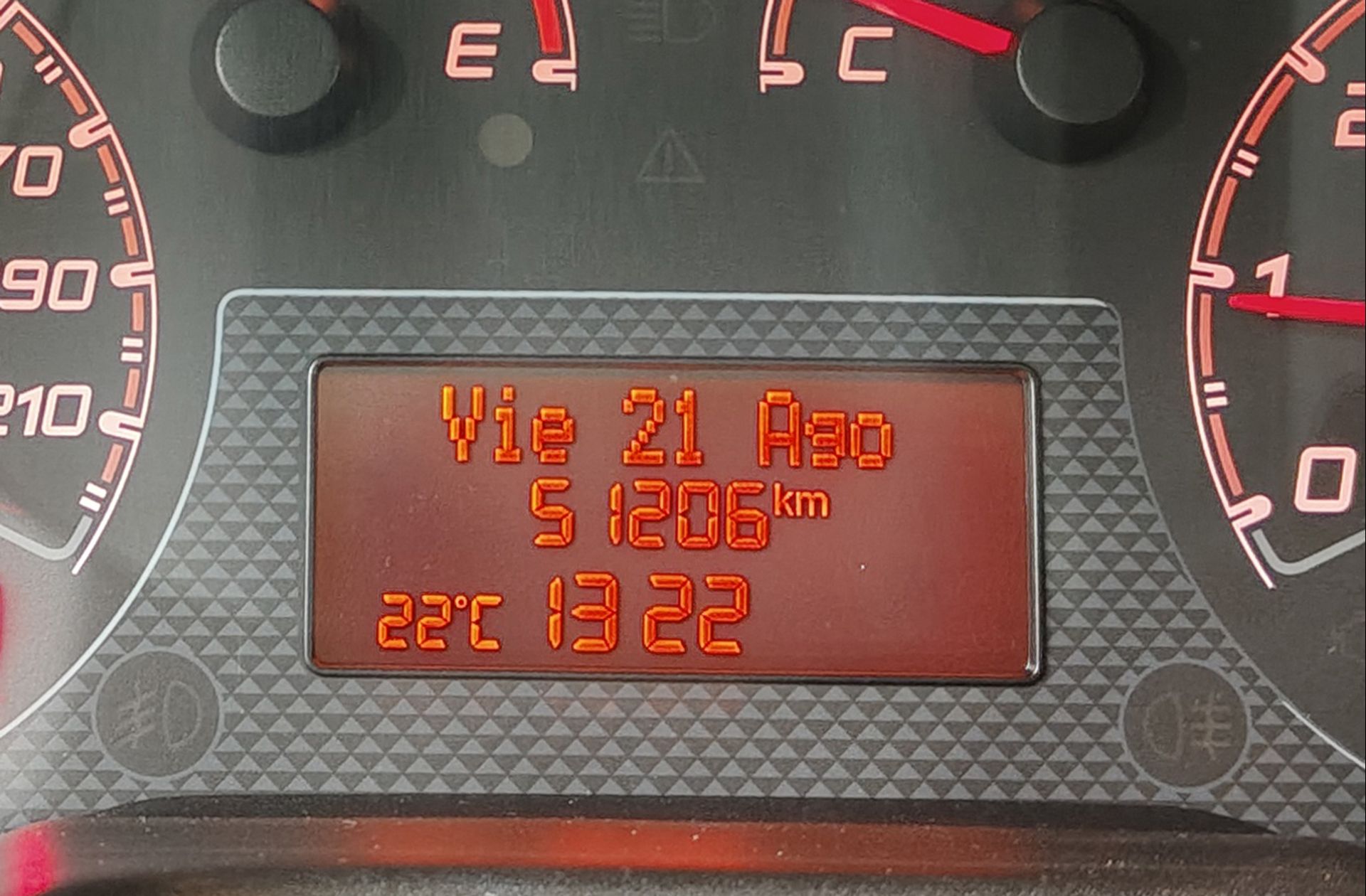 Fiat Fiorino Cargo Furgon 1.3 MultiJet SX N1 - foto 6