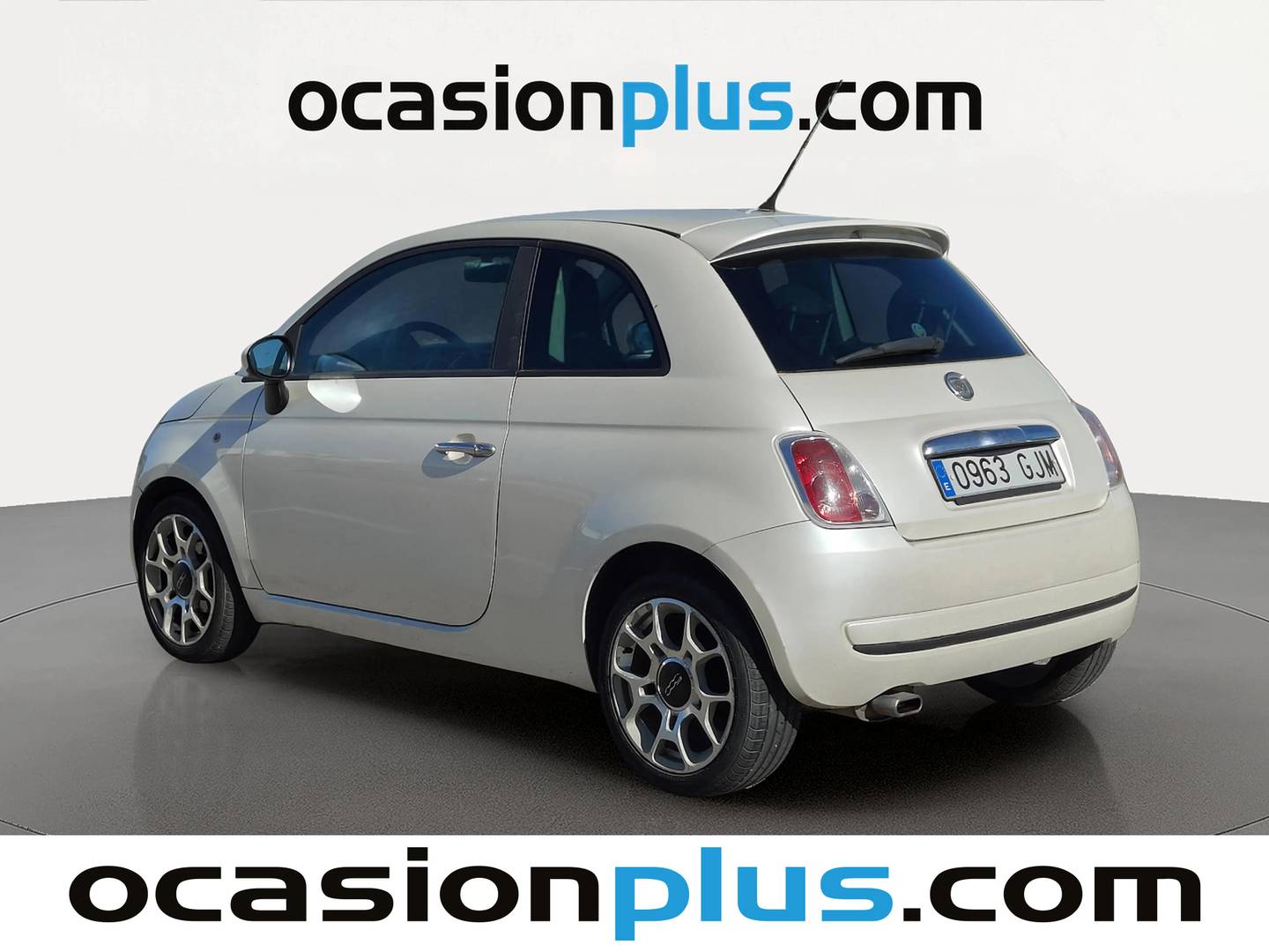 Foto trasera Fiat 500 Fiat 500 1.2 8v Lounge (69 CV) izquierda