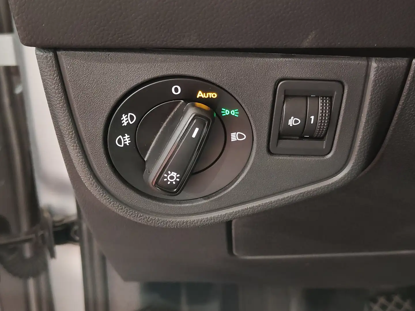 Foto Volkswagen Taigo Volkswagen Taigo ``Más`` 1.0 TSI (95 CV)