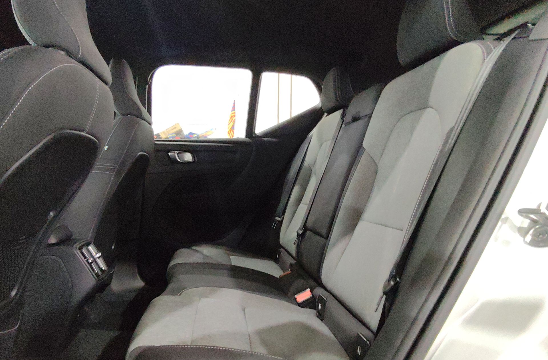 Volvo XC40 B3 Gasolina Mild hybrid Core - foto 12