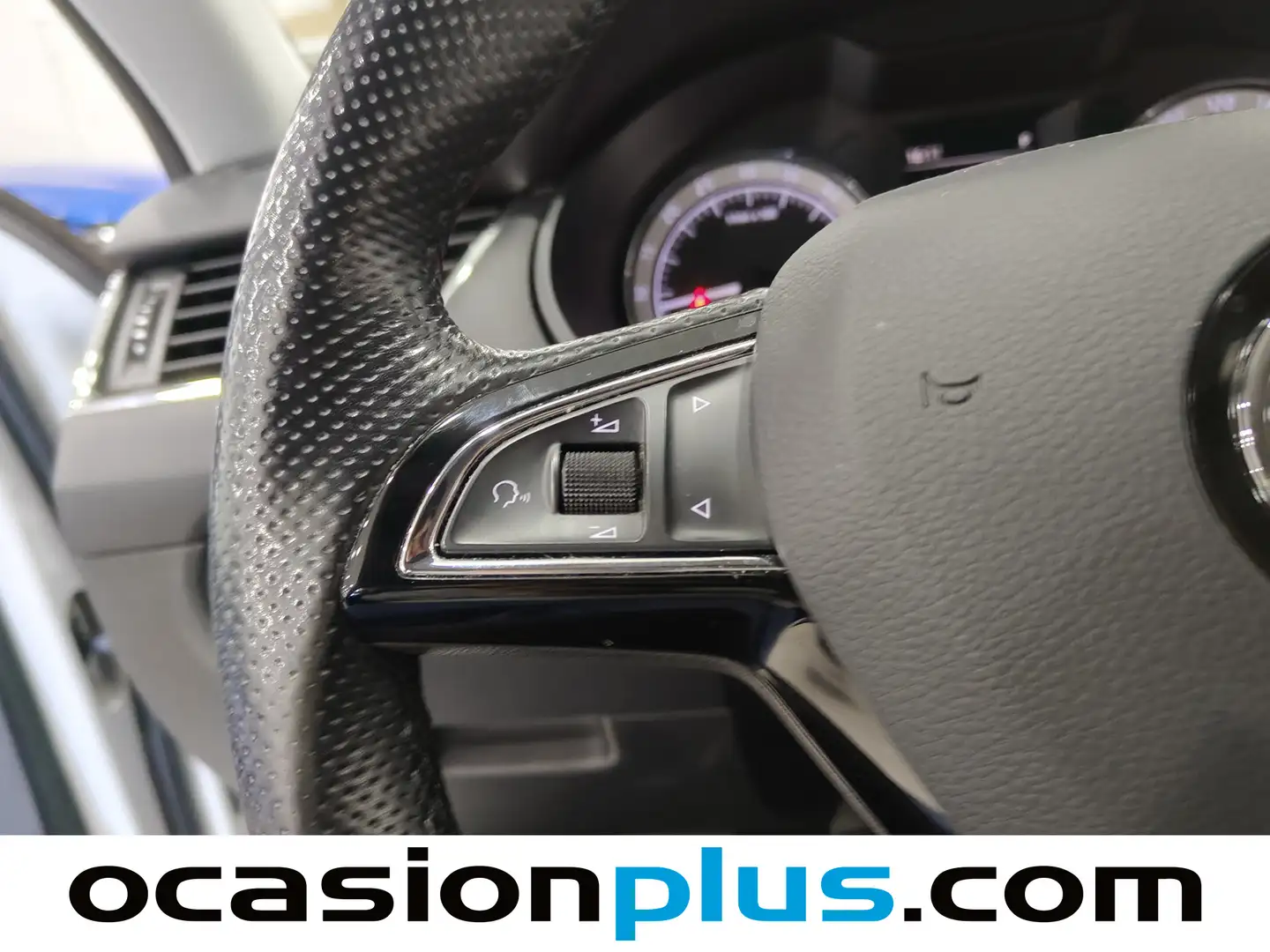 Foto Skoda Octavia Skoda Octavia 1.6 TDI CR Ambition DSG (115 CV)