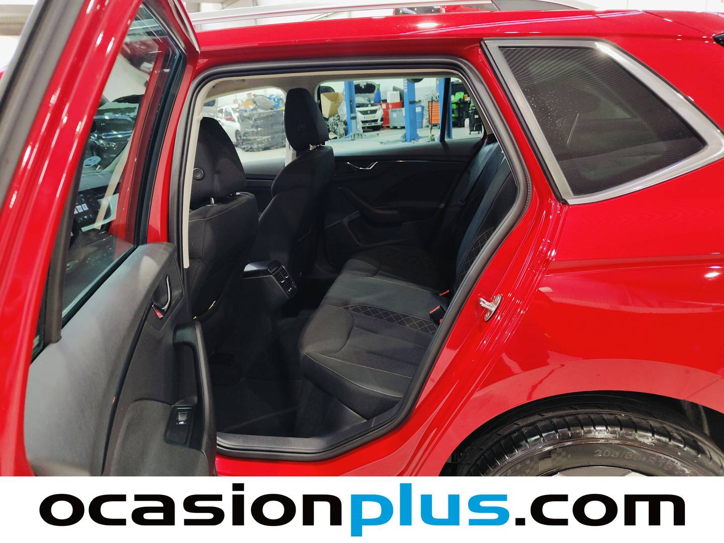 Foto asientos traseros Skoda Kamiq Skoda Kamiq 1.5 TSI Ambition (150 CV)