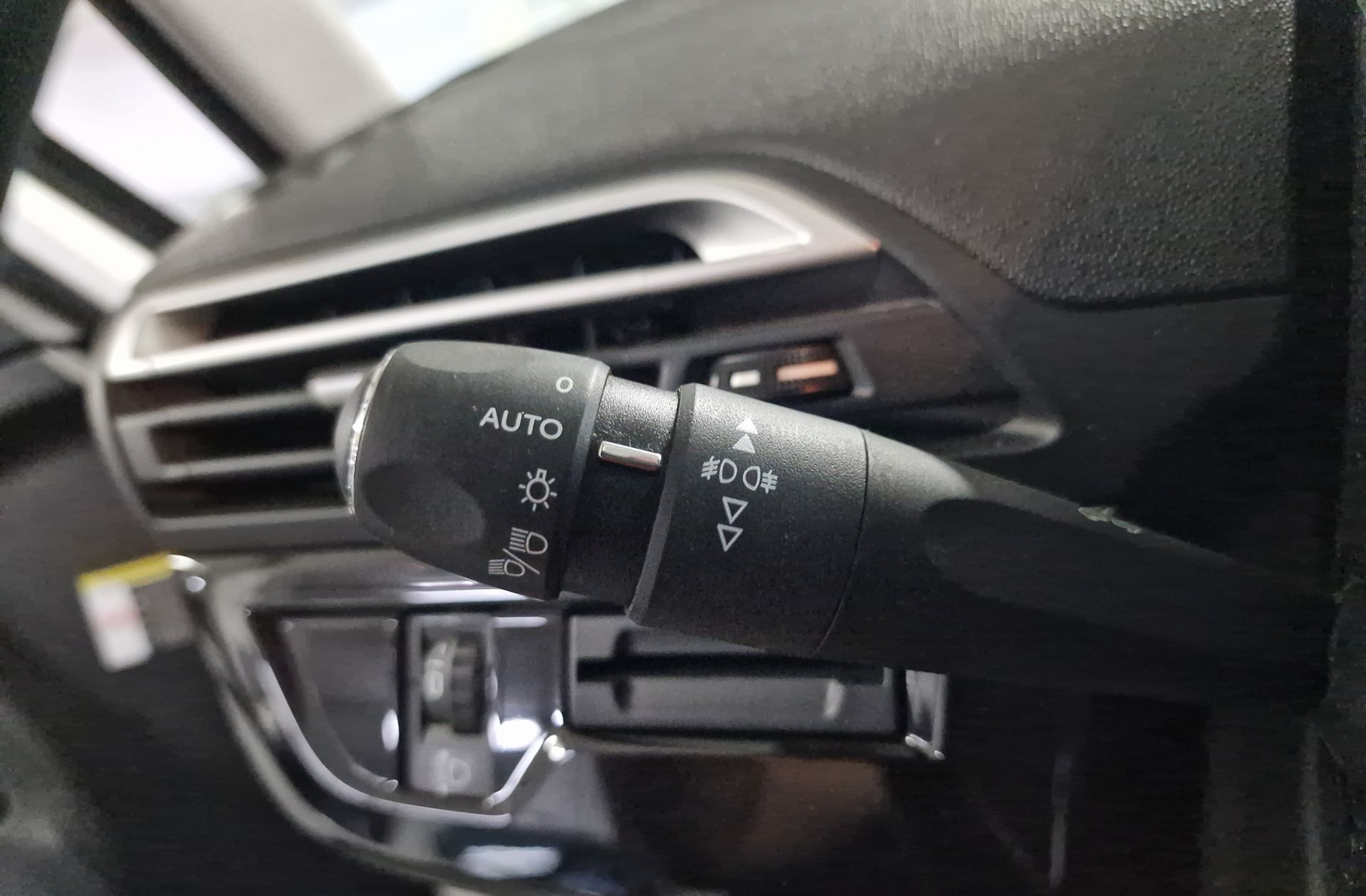 Citroën C4 Grand SpaceTourer PureTech 130 C-Series 7 plazas - foto 29