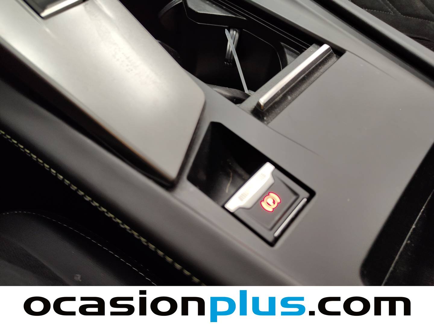 Paquetes del Peugeot 408 Peugeot 408 PHEV 225 GT e-EAT8 (225 CV)