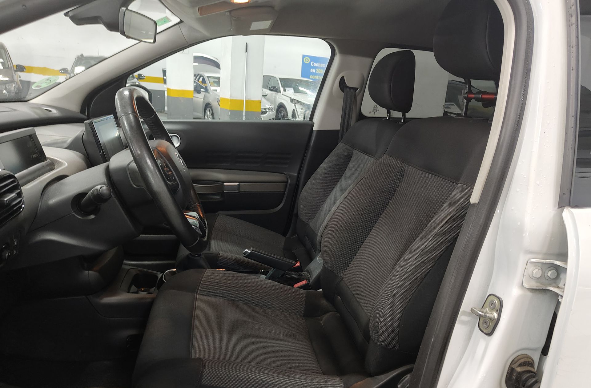 Citroën C4 Cactus BlueHDi 100 Business - foto 8