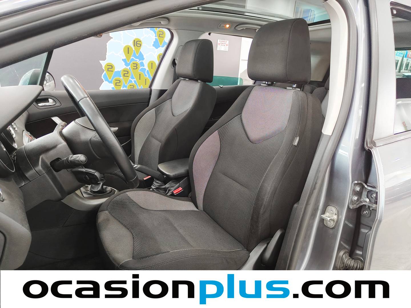 Foto asientos delanteros Peugeot 308 Peugeot 308 SW 1.6 e-HDI Active FAP (112 CV)