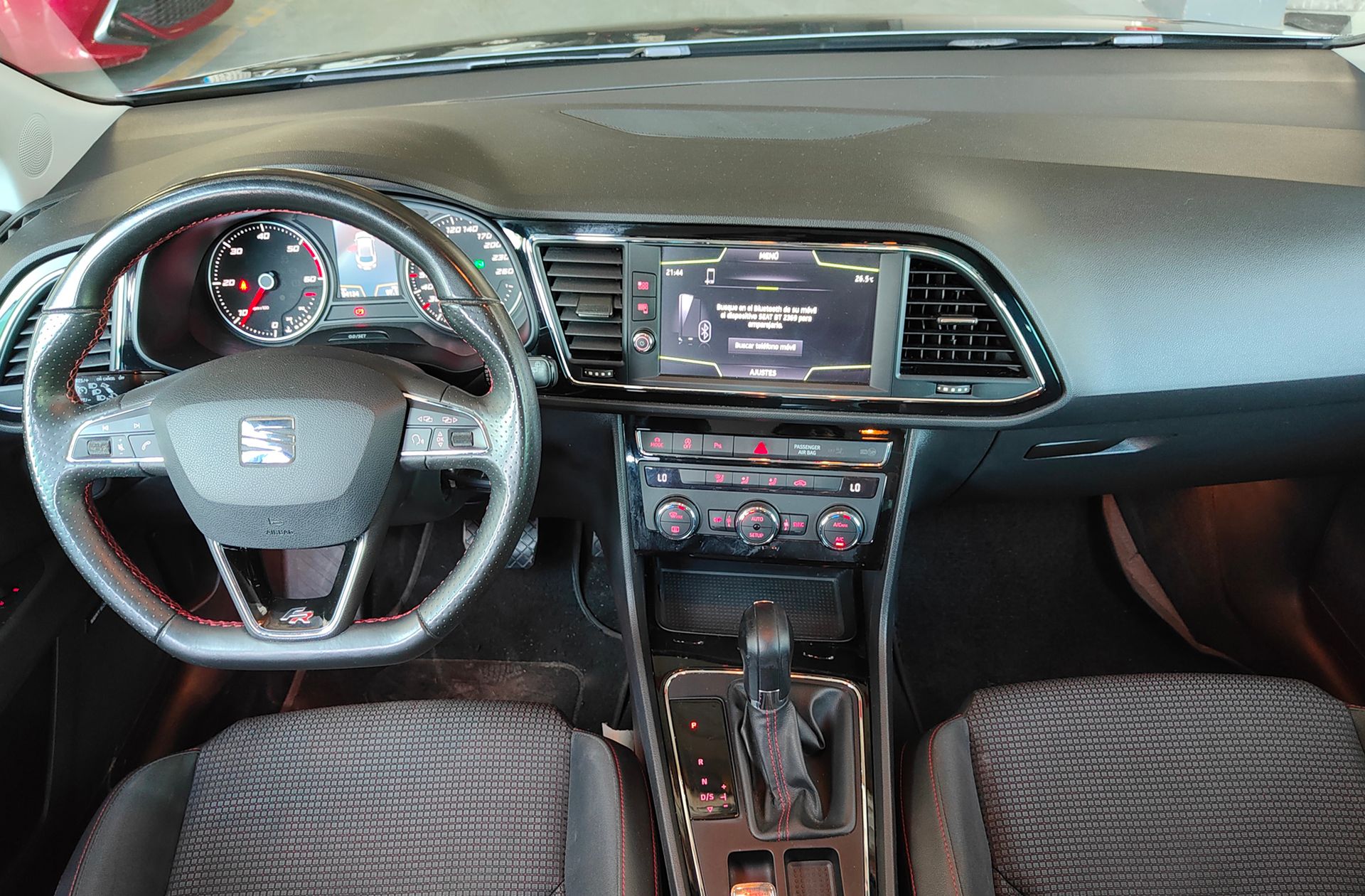 SEAT León ST 2.0 TDI FR DSG - foto 6