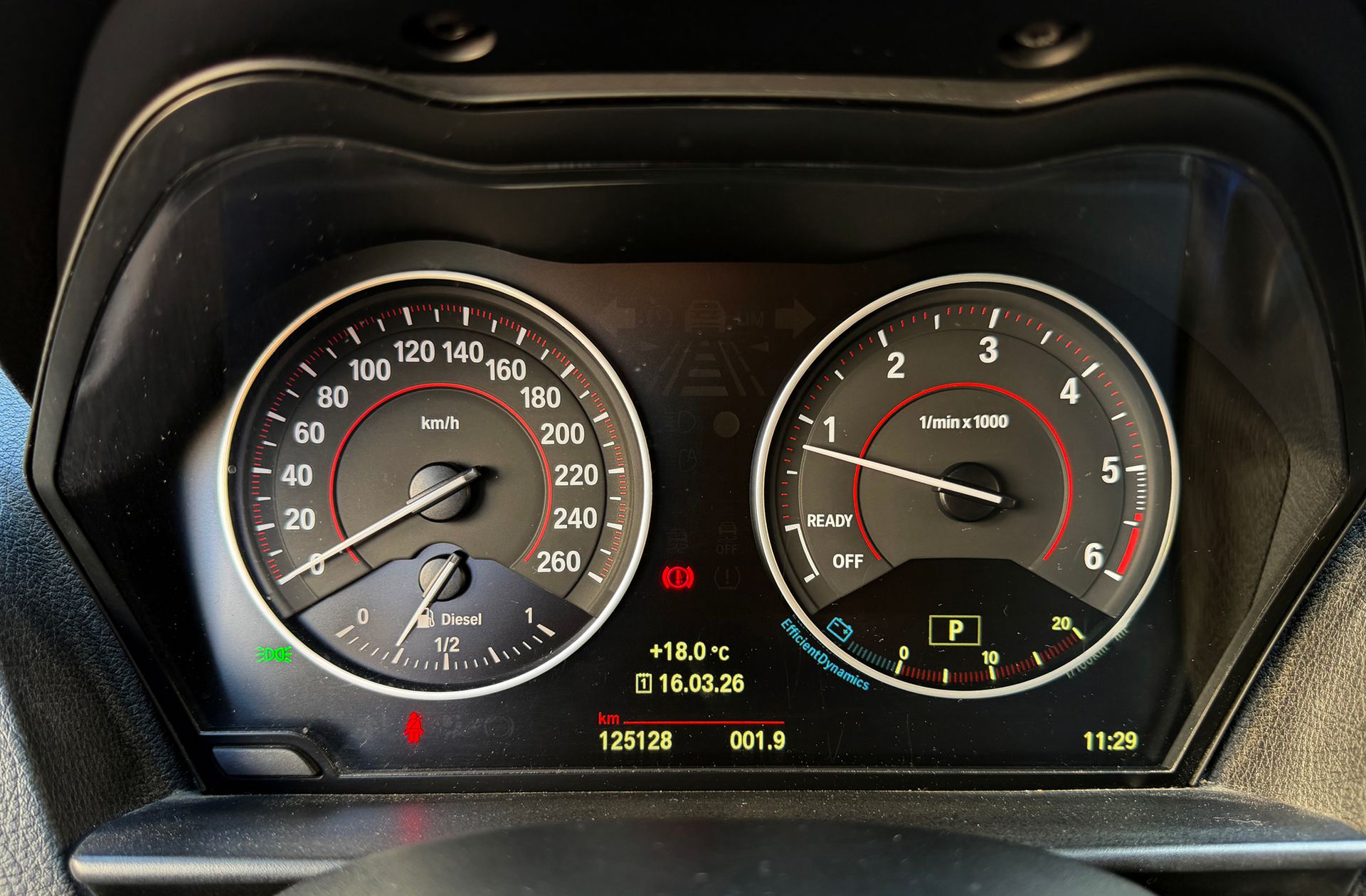 BMW Serie 1 118d Pack M - foto 24