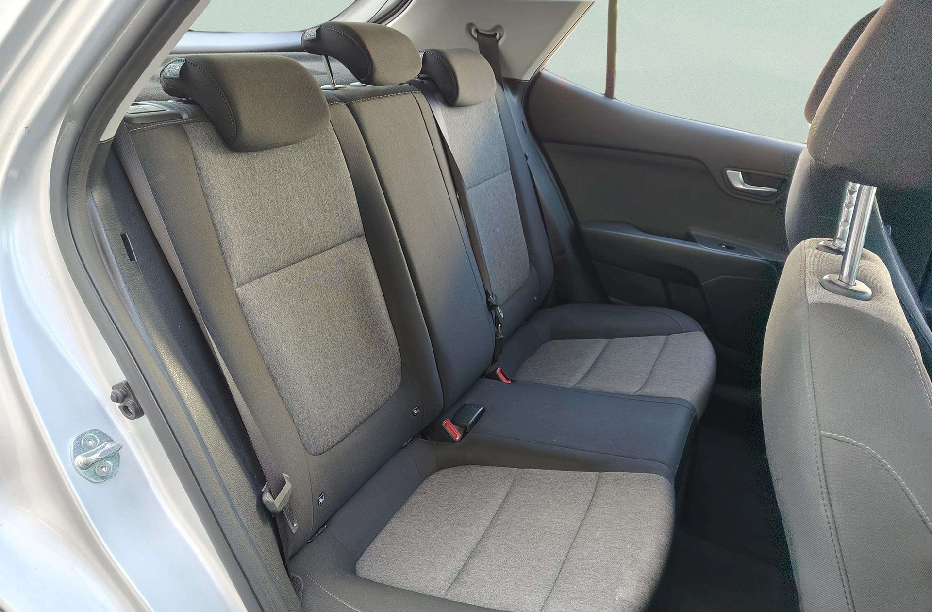 Kia Stonic 1.0 T-GDi Drive DCT - foto 20
