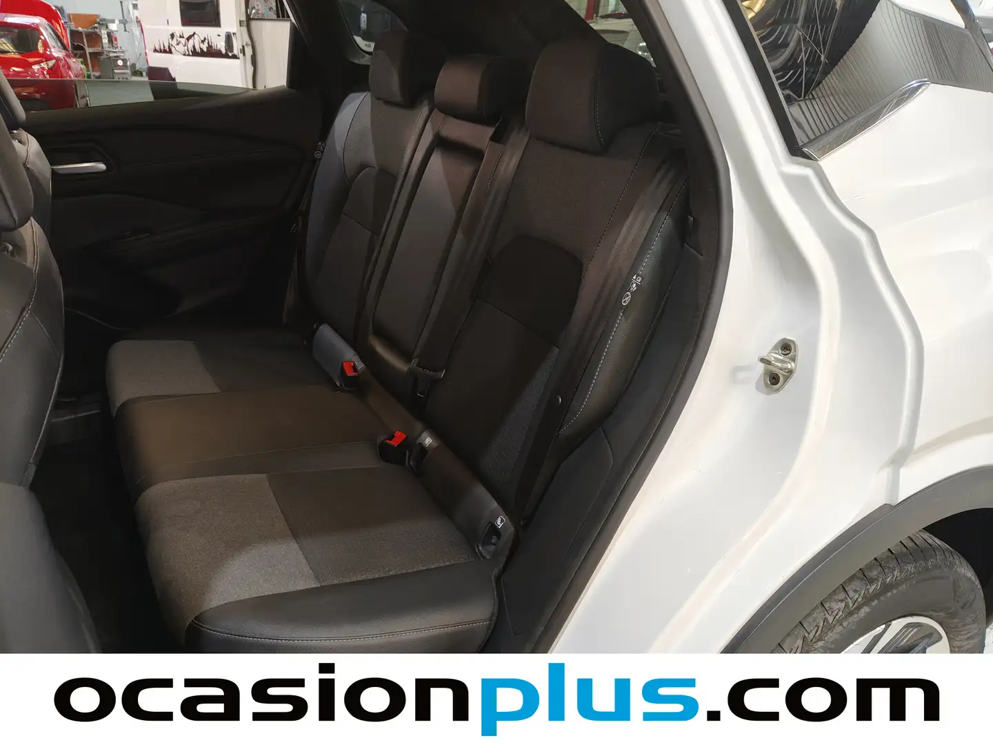 Foto Nissan QASHQAI Nissan Qashqai DIG-T 160 N-Connecta 4x2 Auto (158 CV)