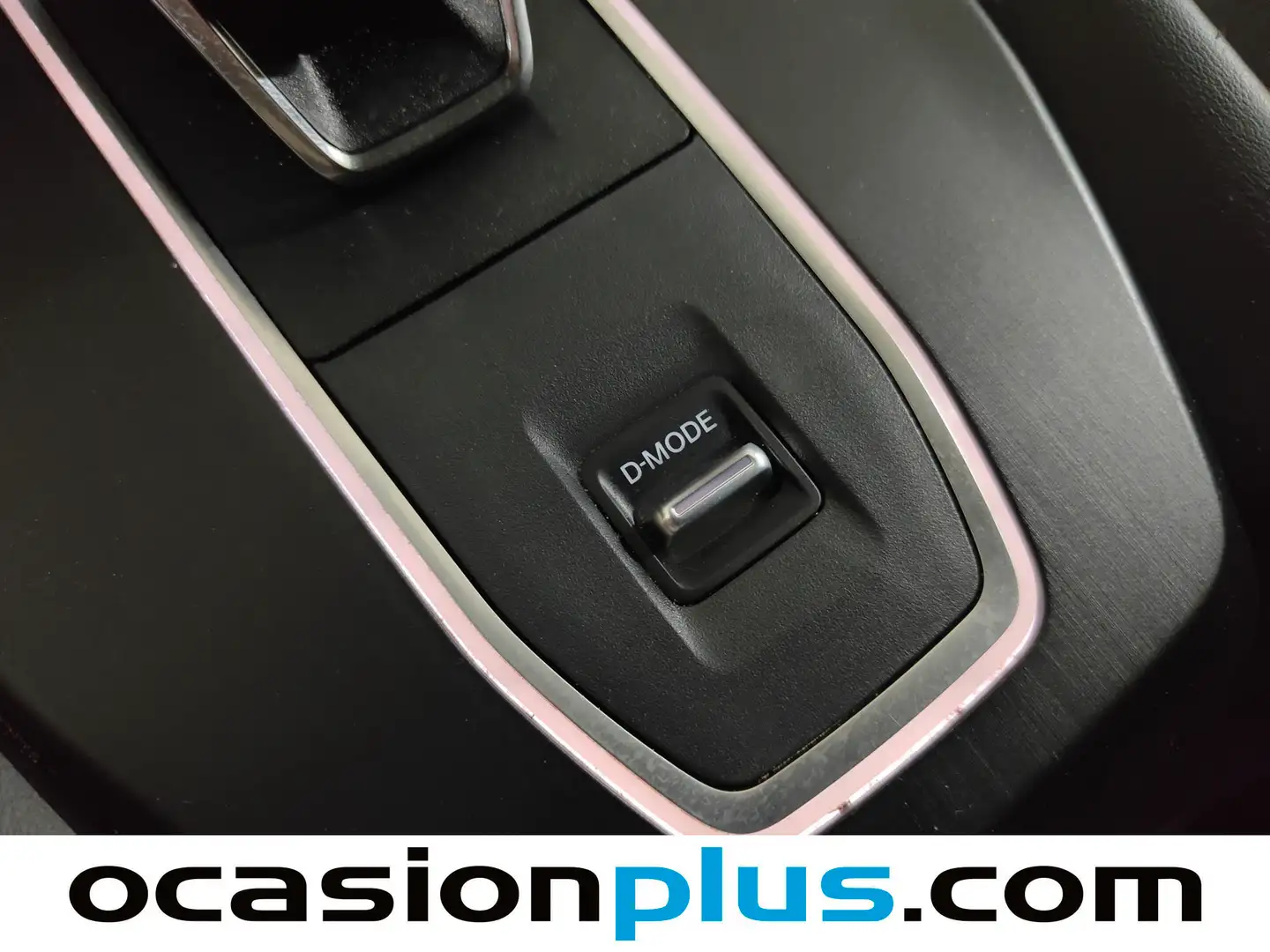 Foto Nissan QASHQAI Nissan Qashqai DIG-T 160 N-Connecta Xtronic (158 CV)