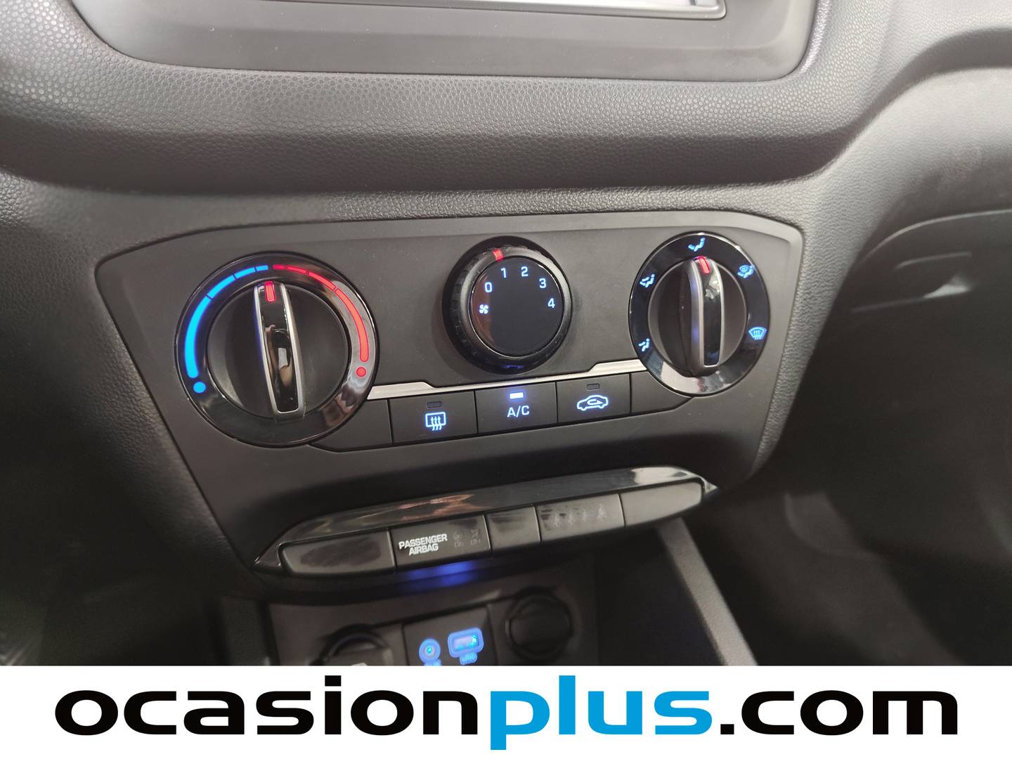 Hyundai i20 Hyundai i20 1.2 MPI Essence LE (75 CV) seminuevo